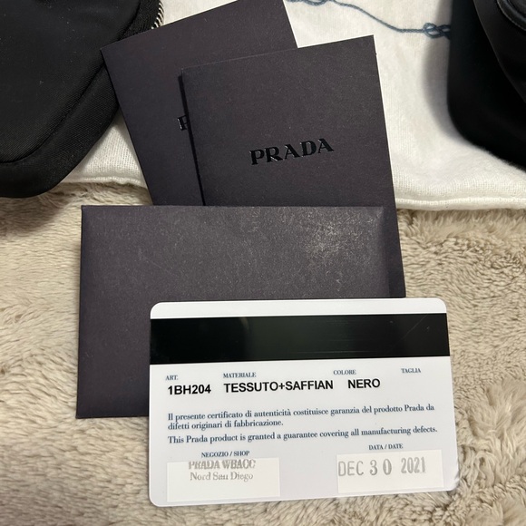 PRADA Re-Edition 2005 Nylon Black Crossbody Bag - Picture 3 of 12